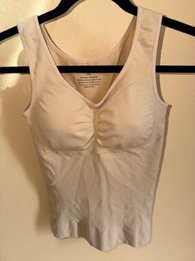XL Seamless Light Beige Shapewear Tank with Gentle Bust Support